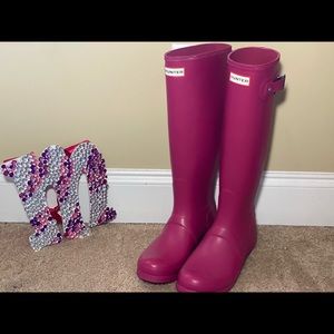 NEW** Hunter Adjustable Boots